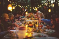 Long-Table-Banquet image