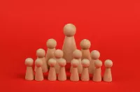 30-the-elite-and-the-people image