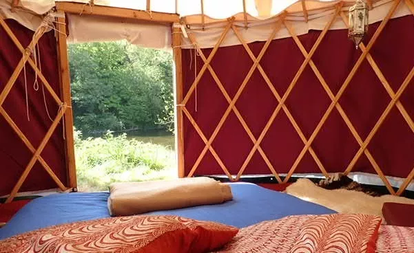 Mini-yurt-Secondary3