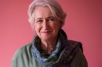 lindsey-hilsum-standard-publicity-pic-480 image