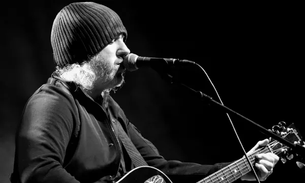 23-08-01-Badly-drawn-boy-NEW