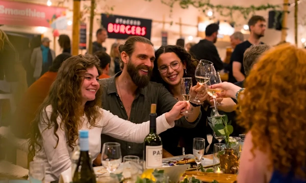 25 12 15.Extra experiences