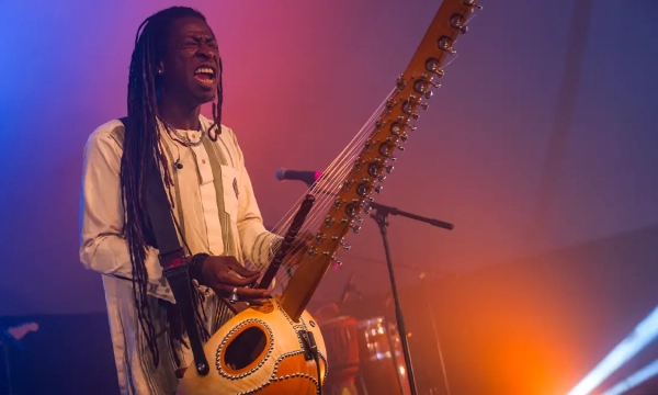 25 12 15.music and performance