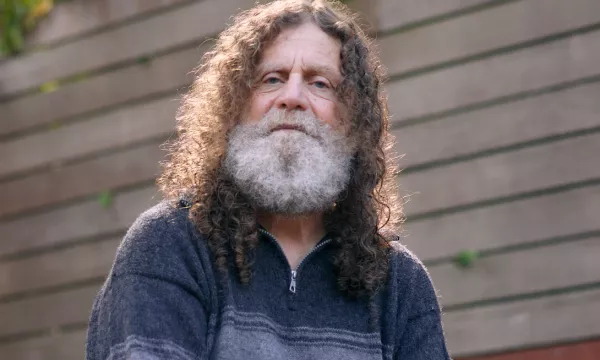 Robert-Sapolsky-HowTheLightGetsIn-Hay-Festival-2025