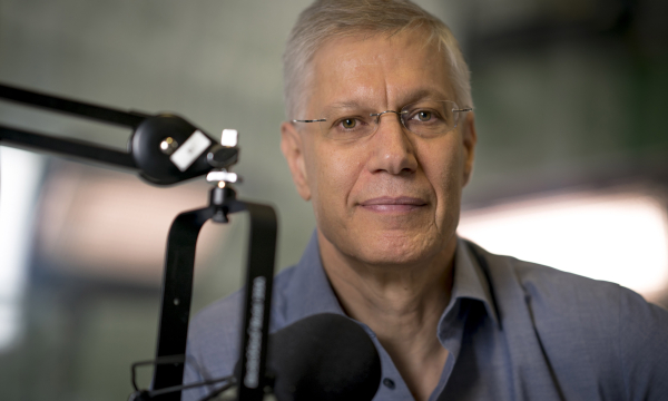 Yaron Brook HowTheLightGetsIn Hay Philosophy Festival