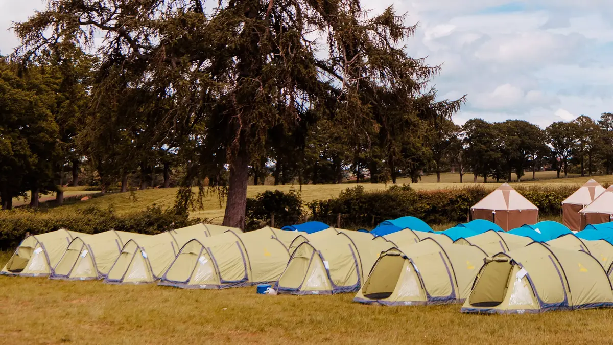 Pre-pitched-camping-16-x-9.dc