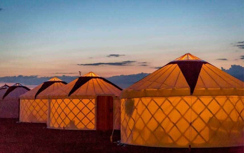 2. Lux Yurt