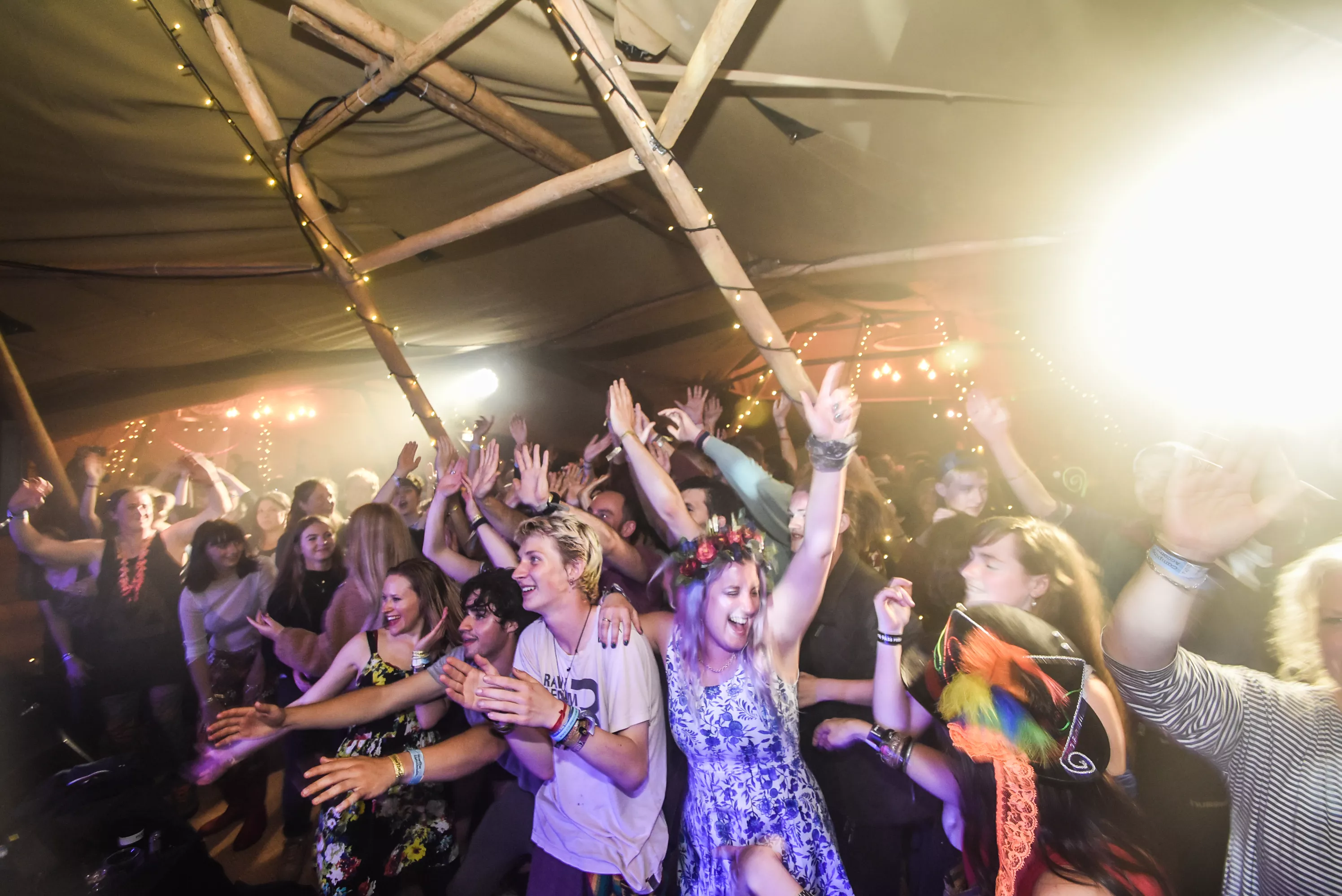 how-the-rave-gets-in